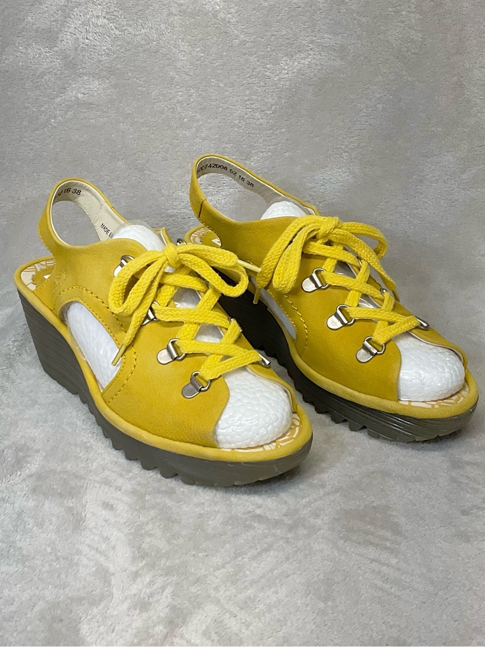 Fly London YFLA Cupido Wedge Sandals Sz 38 Mustard Yellow 7.5 - 8